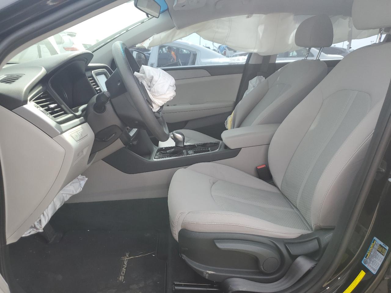 5NPE24AF0JH613699 2018 Hyundai Sonata Se