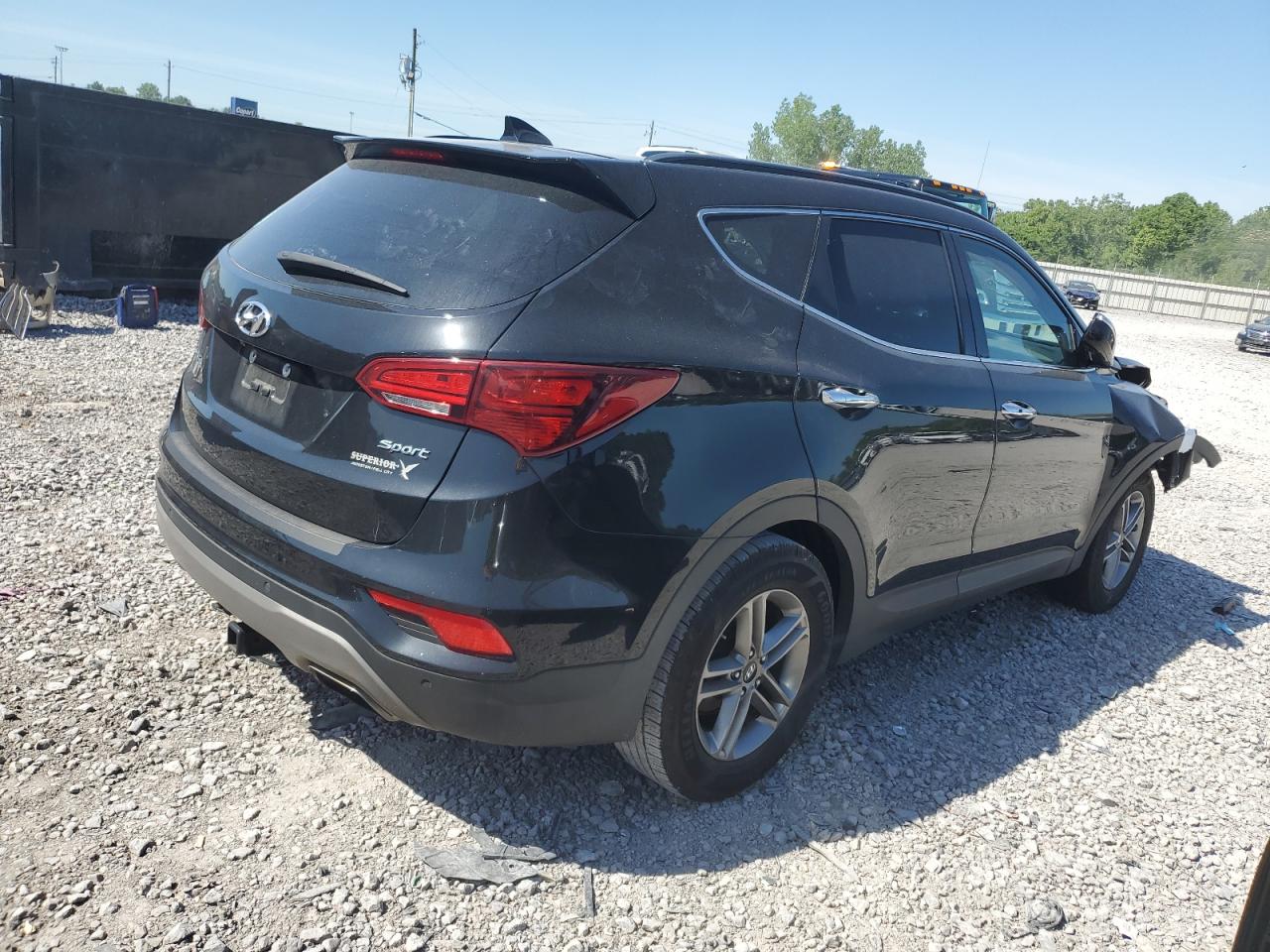 5XYZU3LB8HG457557 2017 Hyundai Santa Fe Sport