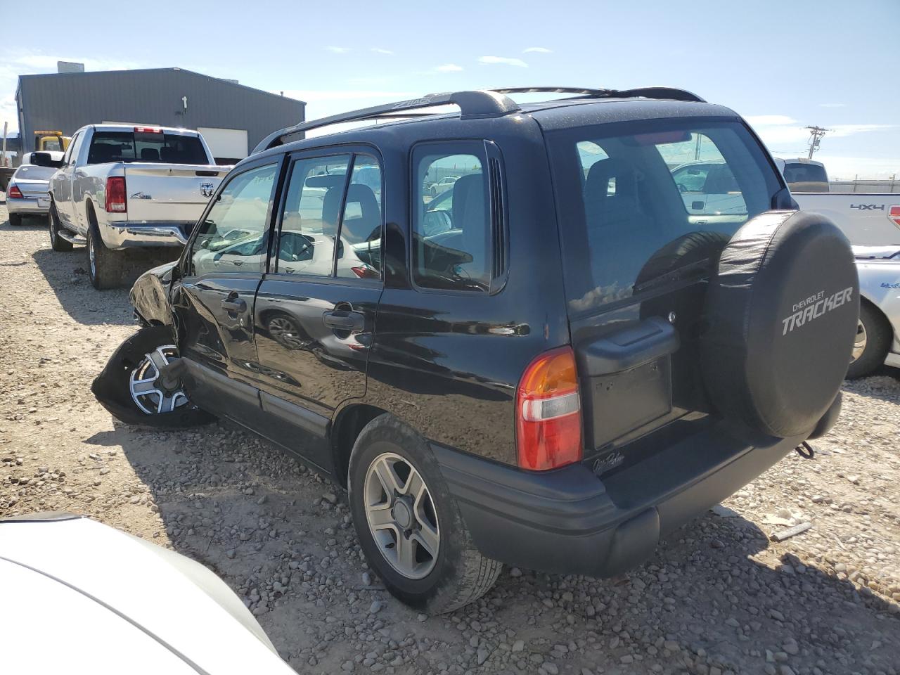 2CNBJ134546903375 2004 Chevrolet Tracker