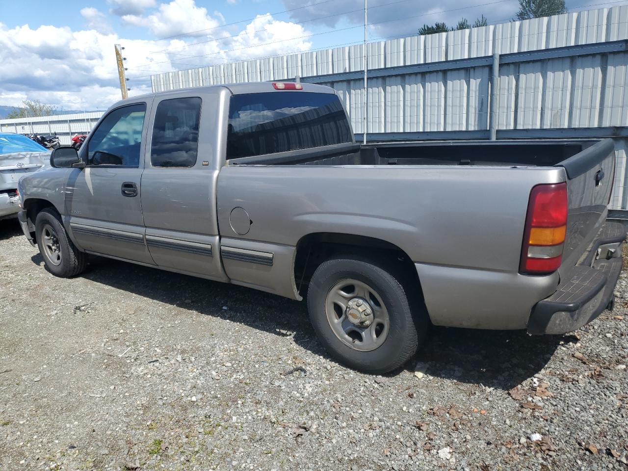 2GCEC19VXX1280705 1999 Chevrolet Silverado C1500