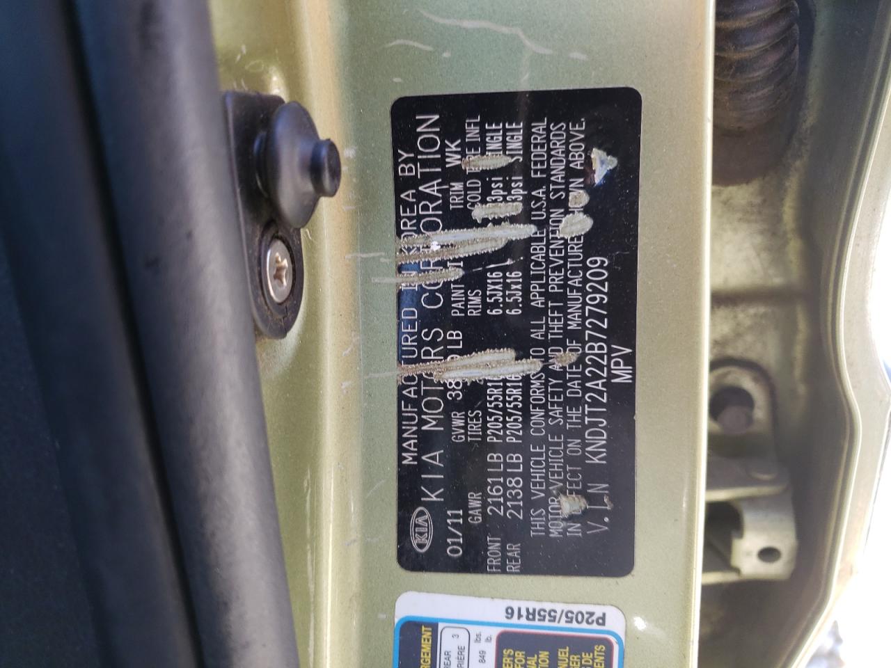 KNDJT2A22B7279209 2011 Kia Soul +