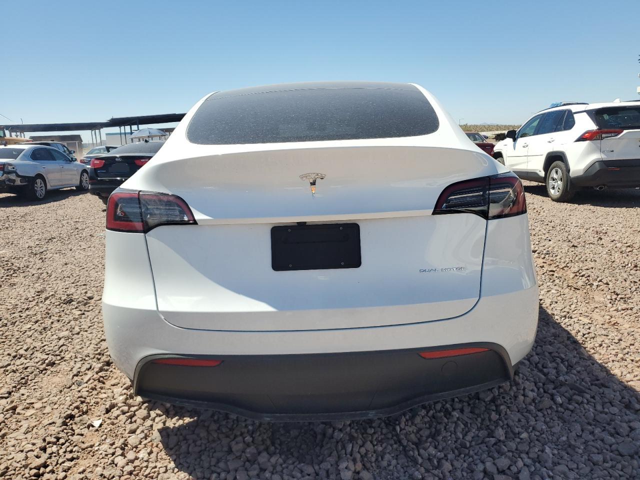 7SAYGDEE6PA199125 2023 Tesla Model Y