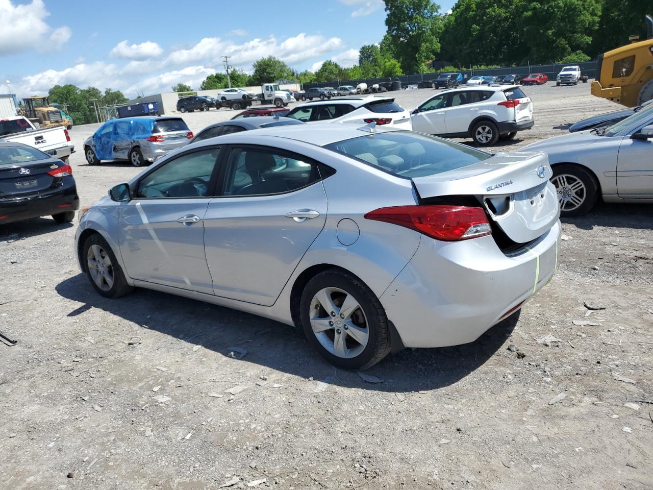 KMHDH4AE3DU753270 2013 Hyundai Elantra Gls