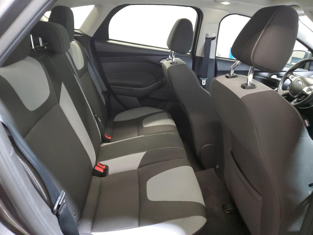 1FAHP3K22CL283623 2012 Ford Focus Se