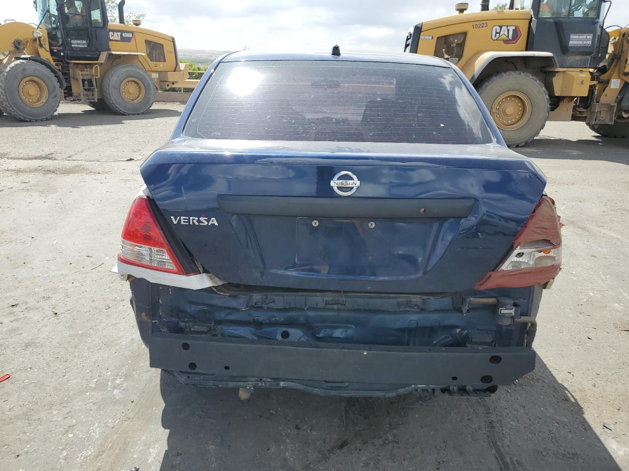 3N1CC11E79L452891 2009 Nissan Versa S