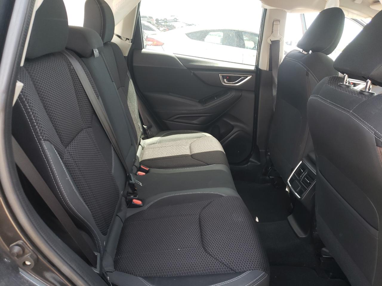 JF2SKAEC6KH480269 2019 Subaru Forester Premium