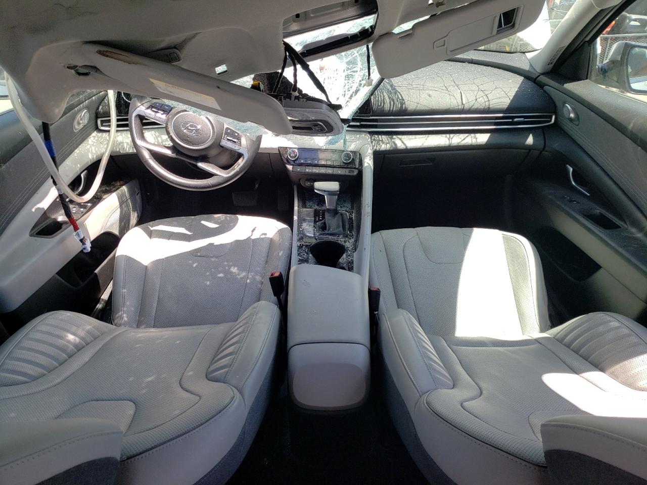 5NPLP4AG2NH083226 2022 Hyundai Elantra Limited