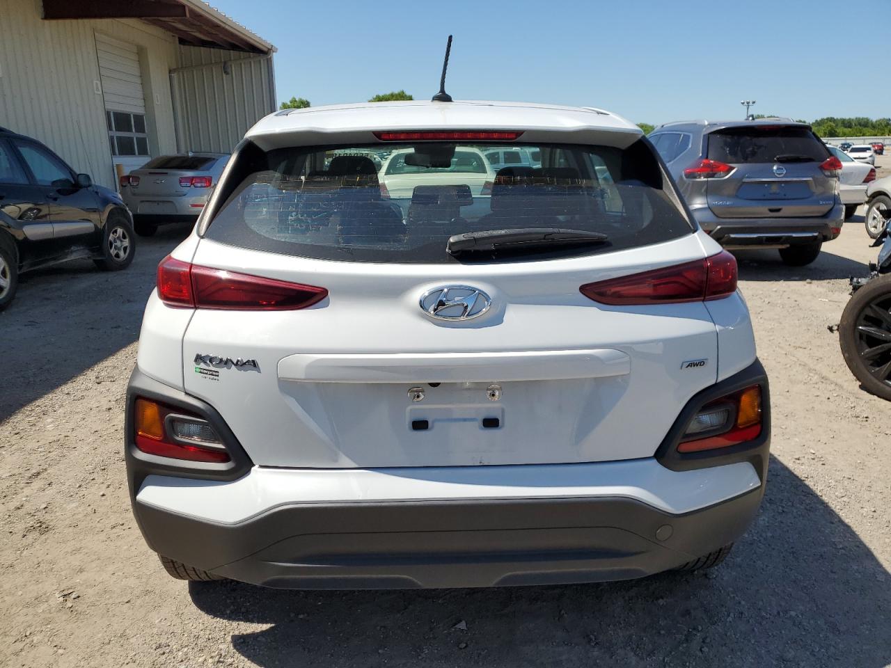 KM8K1CAA4MU702749 2021 Hyundai Kona Se