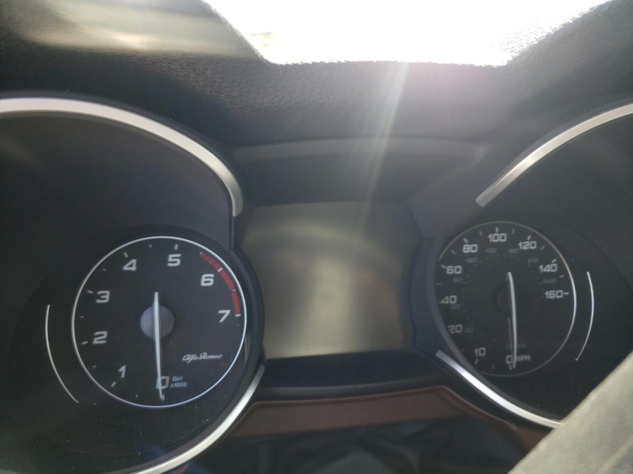 ZASFAKNN4J7C00239 2018 Alfa Romeo Stelvio Ti Sport