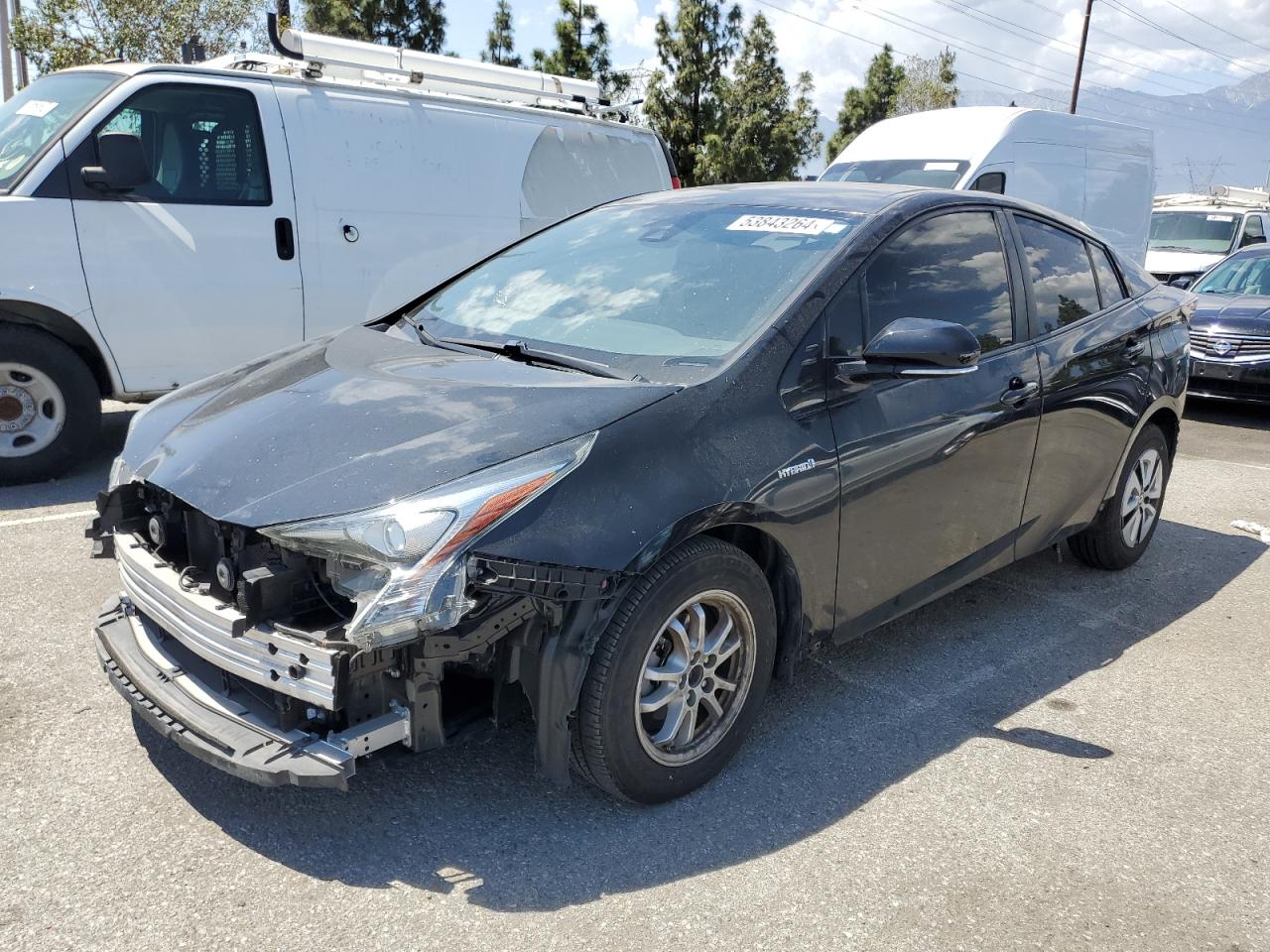 JTDKARFUXJ3063918 2018 Toyota Prius