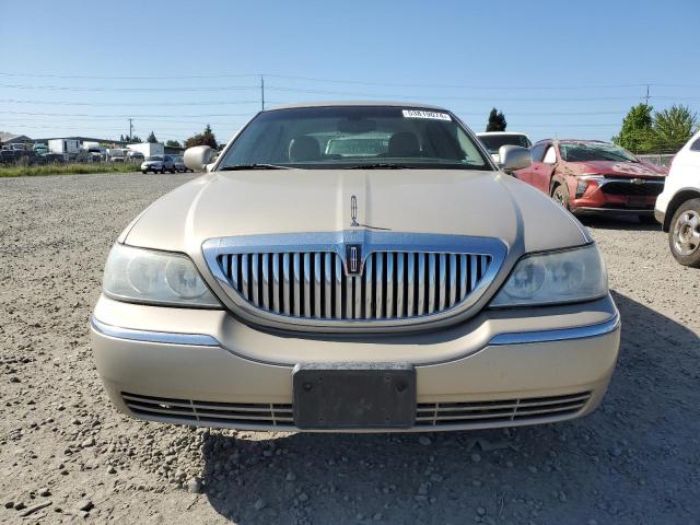 2005 Lincoln Town Car Signature Limited VIN: 1LNHM82W85Y634393 Lot: 53819074