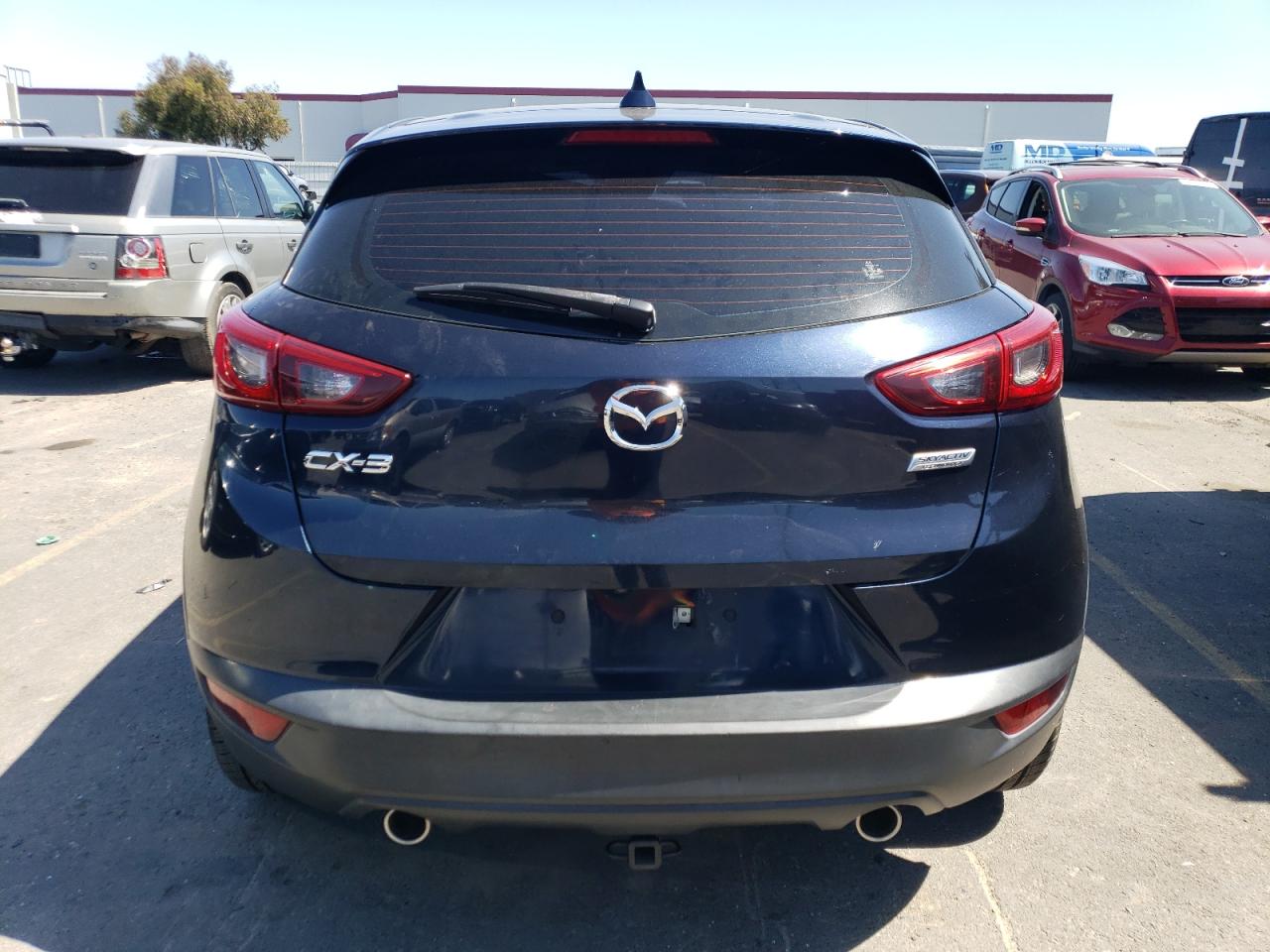 JM1DKDC7XK0408827 2019 Mazda Cx-3 Touring