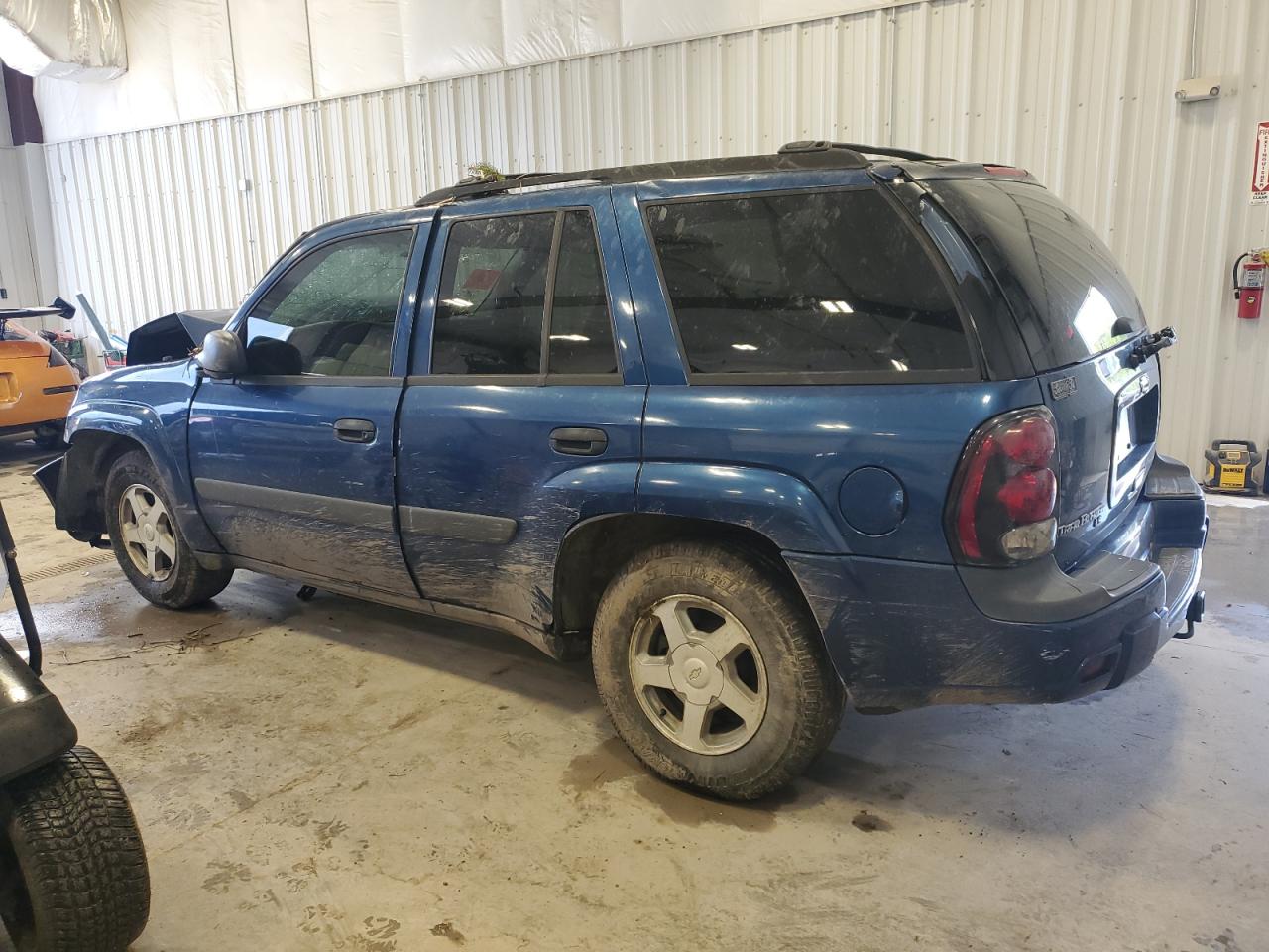 1GNDT13S652325427 2005 Chevrolet Trailblazer Ls