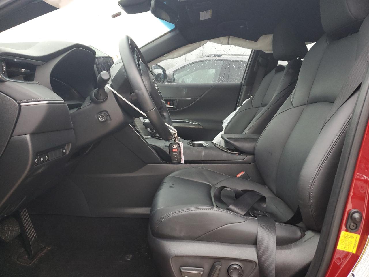 JTEAAAAH0PJ128301 2023 Toyota Venza Le