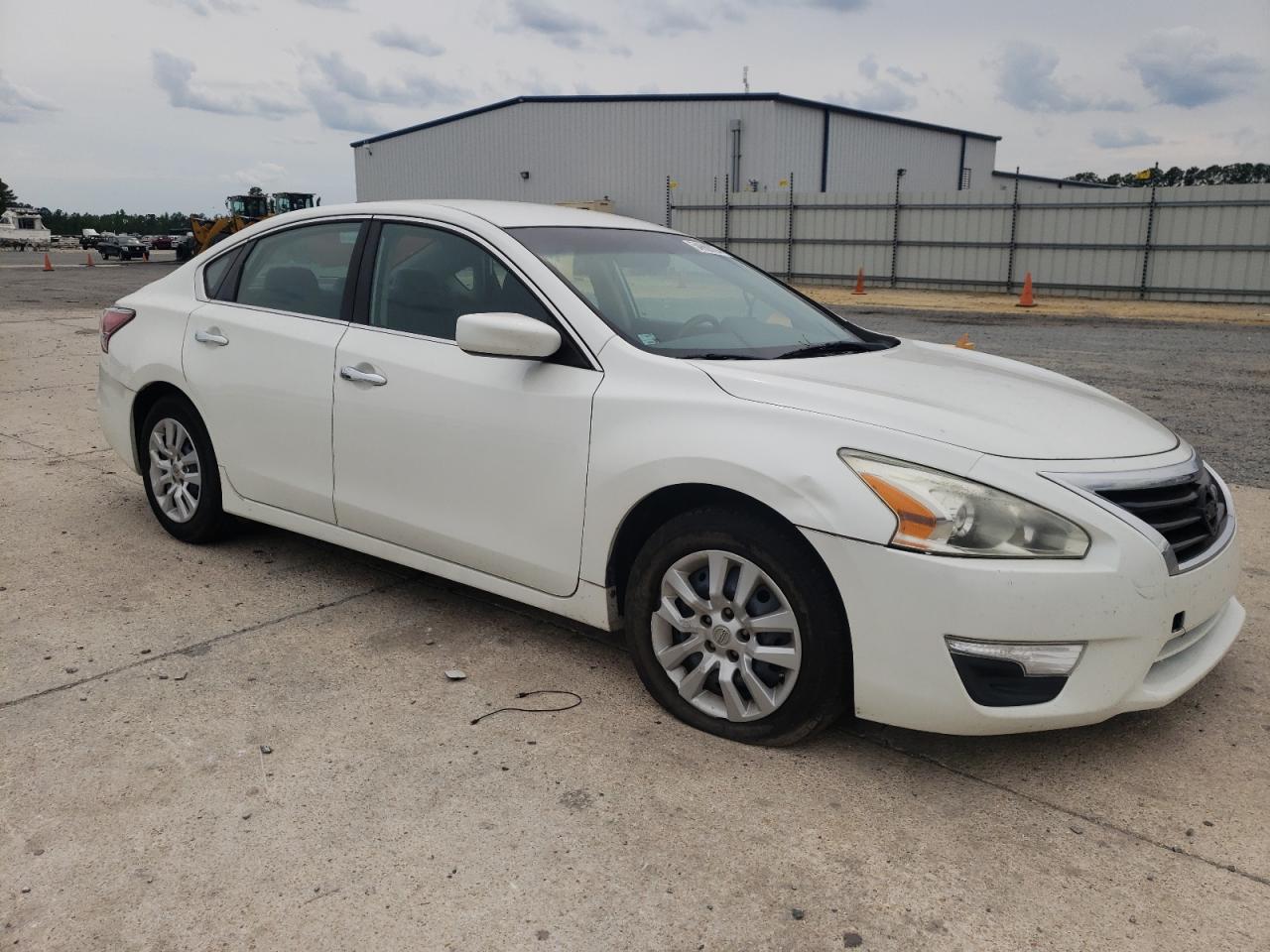 1N4AL3APXEN355251 2014 Nissan Altima 2.5