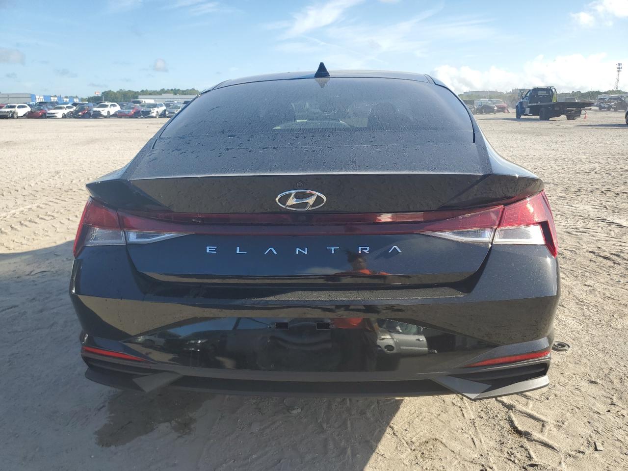 5NPLS4AG0NH068397 2022 Hyundai Elantra Sel