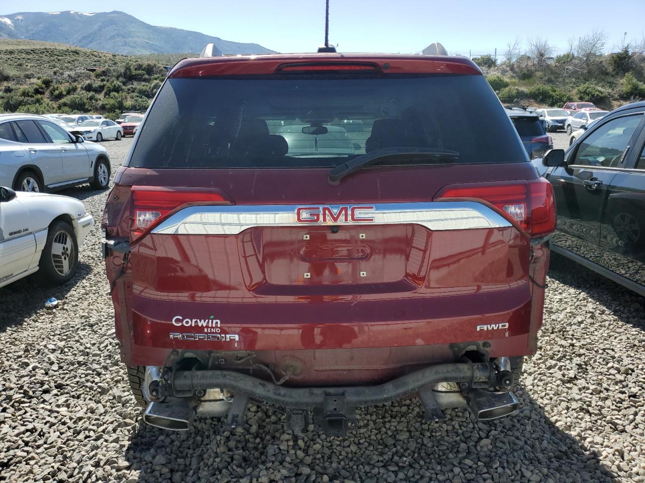 1GKKNXLS4JZ181668 2018 GMC Acadia Denali