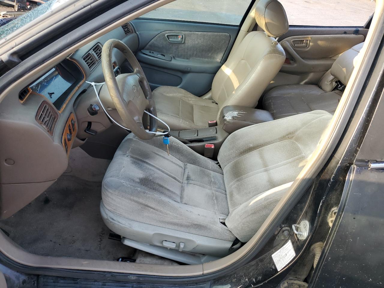 JT2BF22KXX0165879 1999 Toyota Camry Le