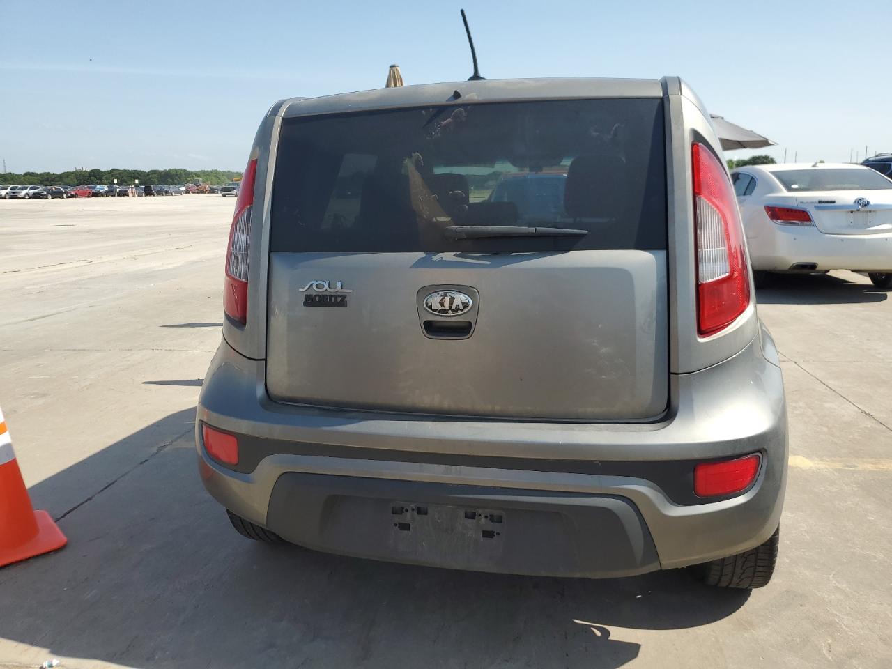 2013 Kia Soul vin: KNDJT2A59D7563854