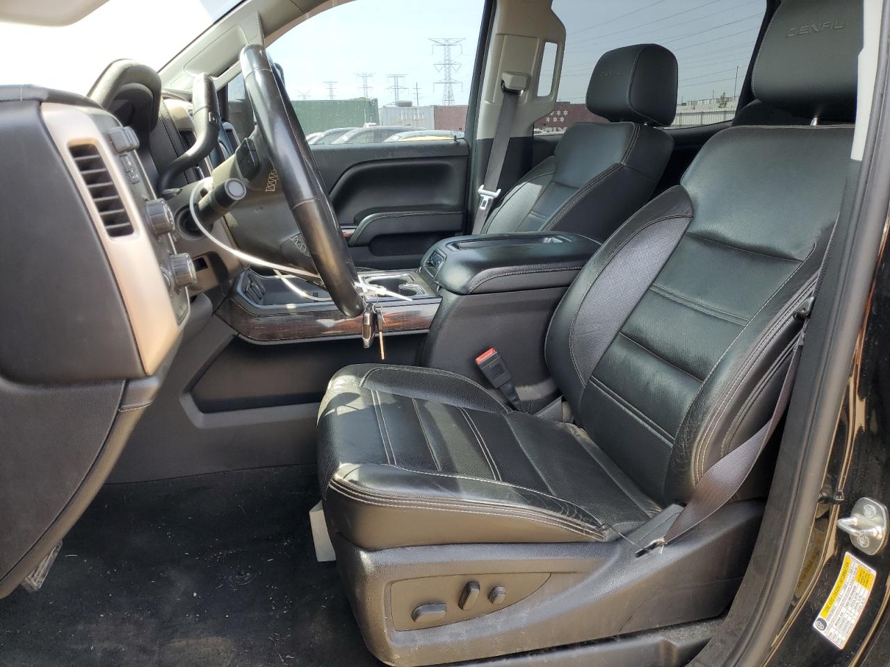 1GT120E83FF547198 2015 GMC Sierra K2500 Denali