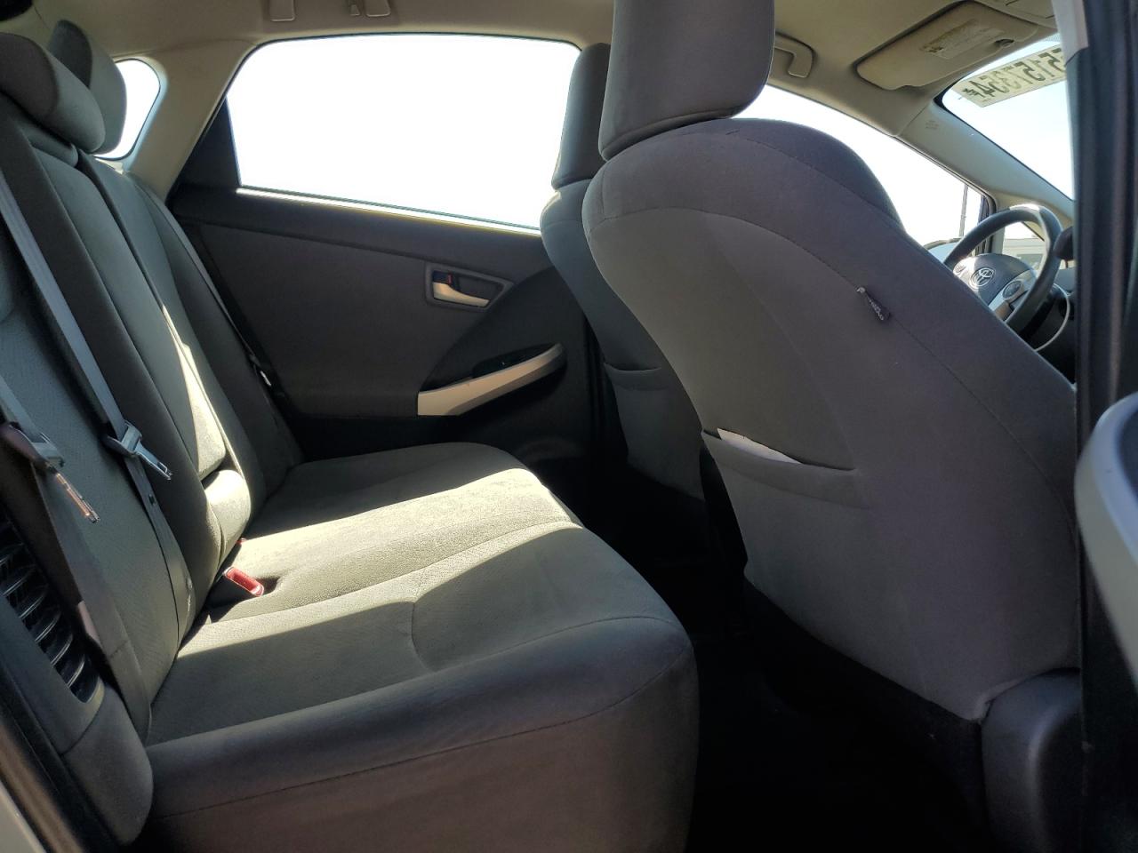 JTDKN3DU6F1918914 2015 Toyota Prius