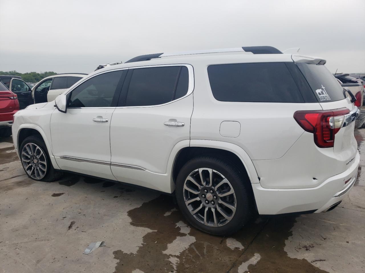 2022 GMC Acadia Denali vin: 1GKKNXL41NZ146299