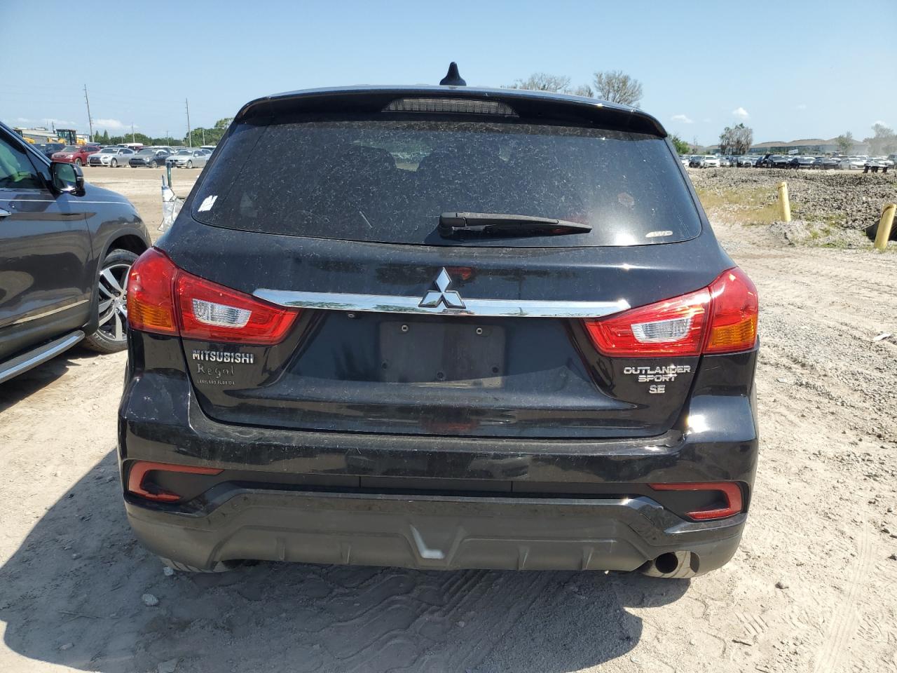 JA4AR3AW3JZ032267 2018 Mitsubishi Outlander Sport Es