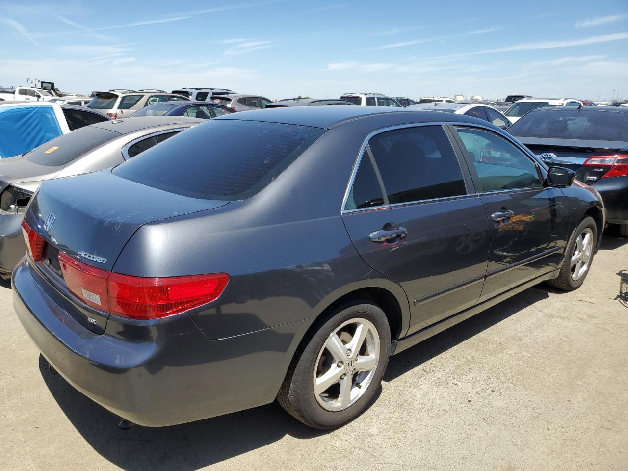 1HGCM55735A050480 2005 Honda Accord Ex