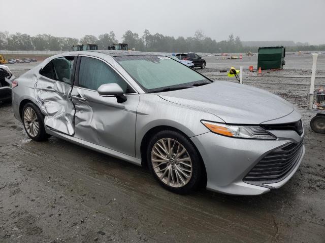 2018 Toyota Camry L VIN: 4T1B11HK9JU017774 Lot: 54884034