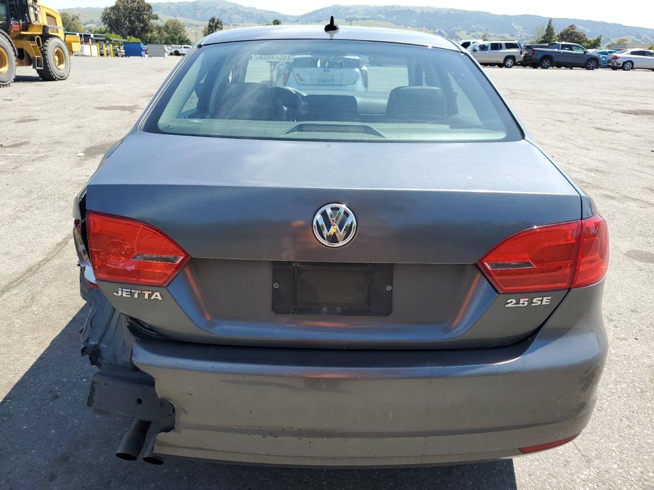 3VWDX7AJ3BM346571 2011 Volkswagen Jetta Se