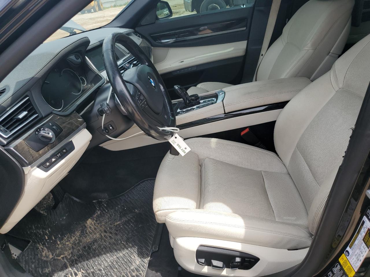 WBAYF4C5XFGS99140 2015 BMW 740 Lxi