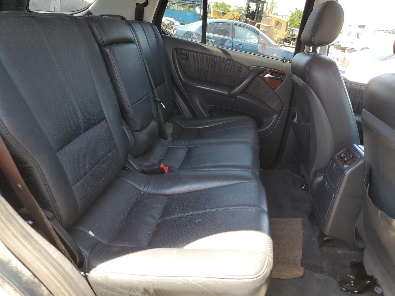 4JGAB54E51A288963 2001 Mercedes-Benz Ml 320