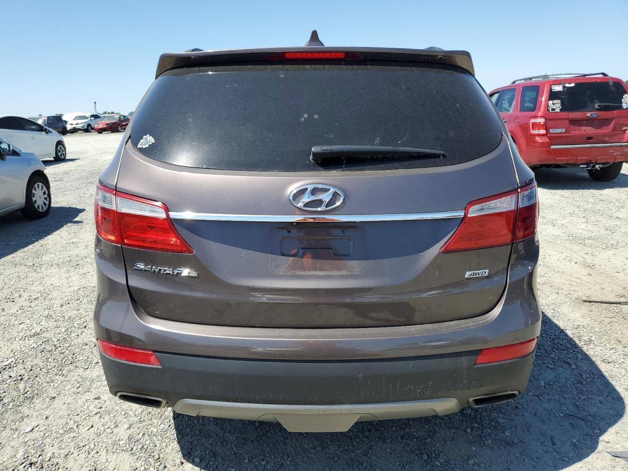 2014 Hyundai Santa Fe Gls vin: KM8SNDHF2EU040151