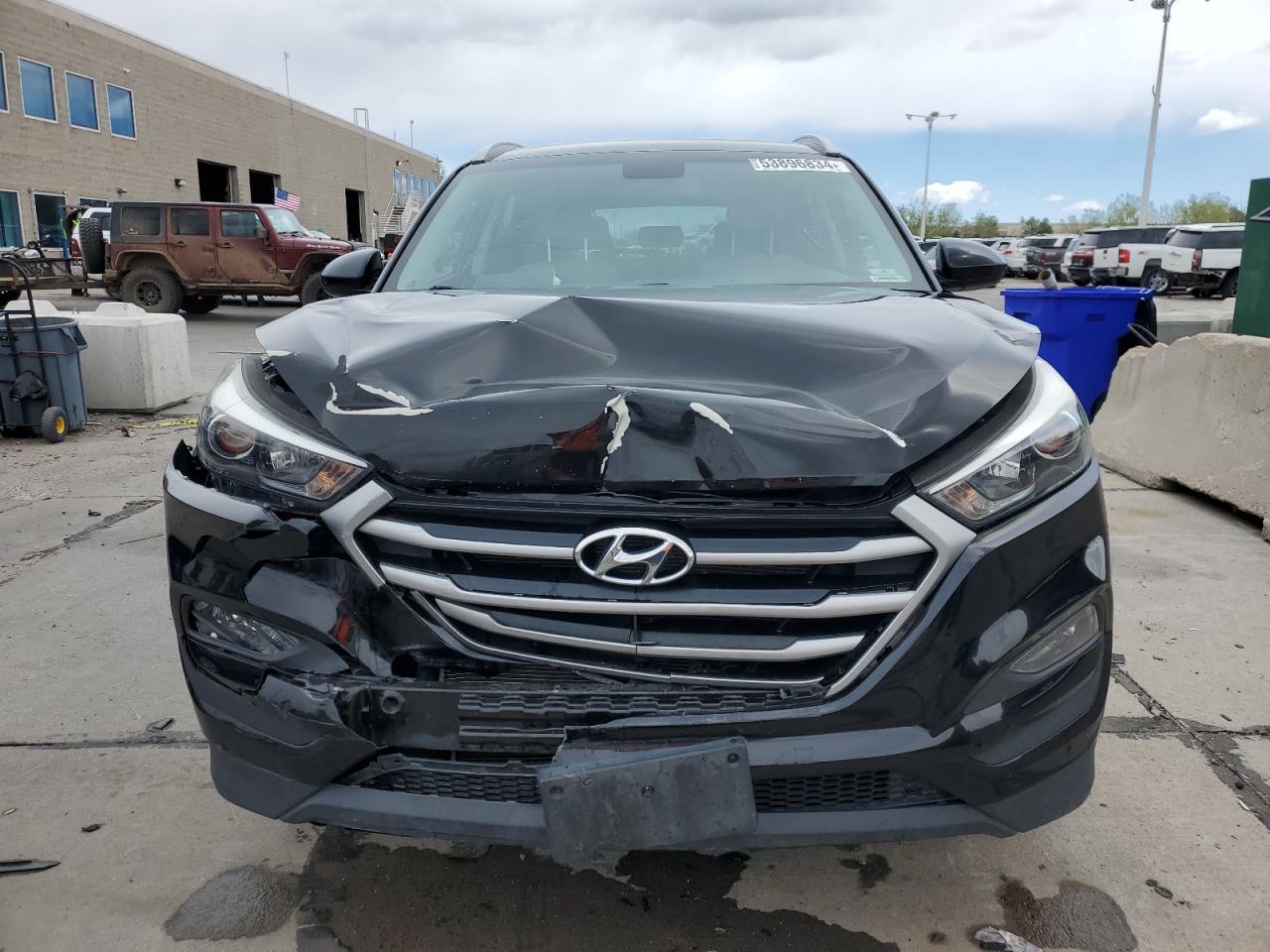 KM8J3CA47HU388956 2017 Hyundai Tucson Limited