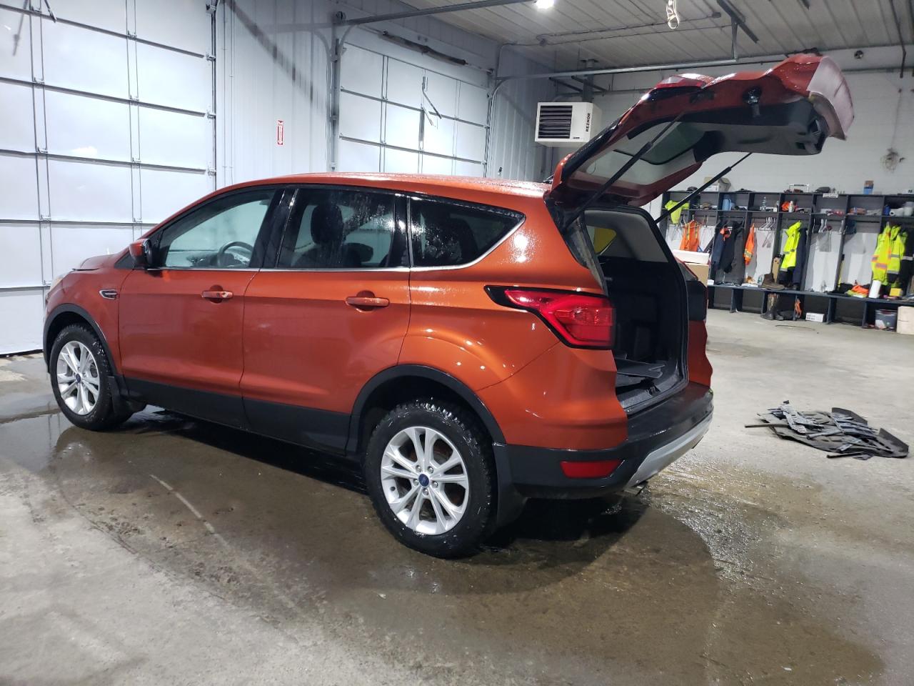 2019 Ford Escape Se vin: 1FMCU9GD4KUB15187