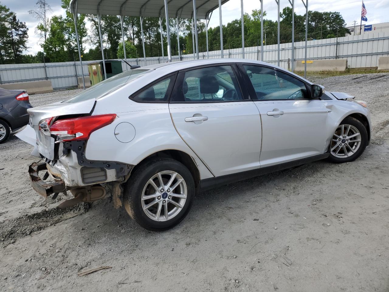 2016 Ford Focus Se vin: 1FADP3F28GL260863