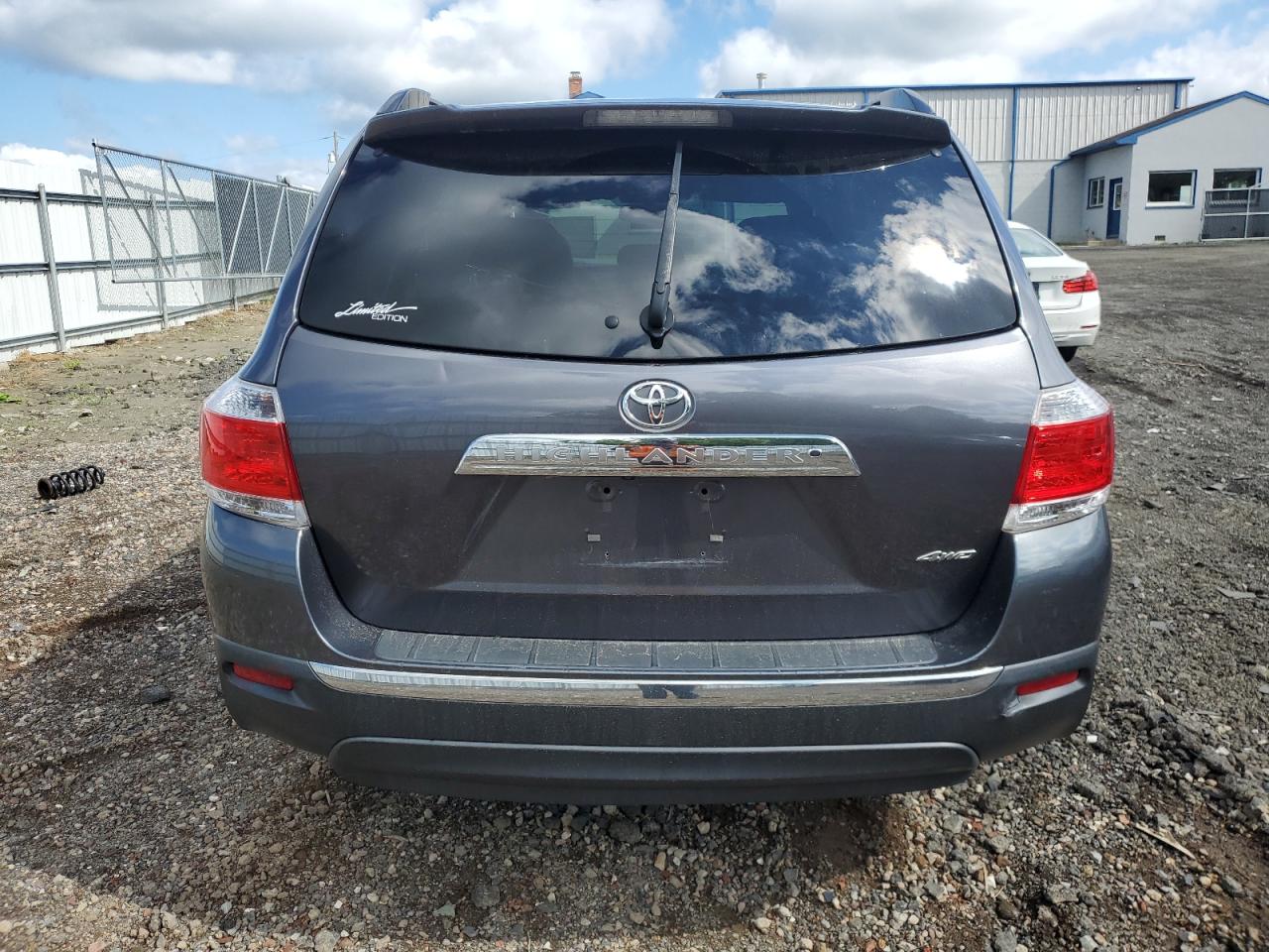 5TDBK3EH0DS175659 2013 Toyota Highlander Base