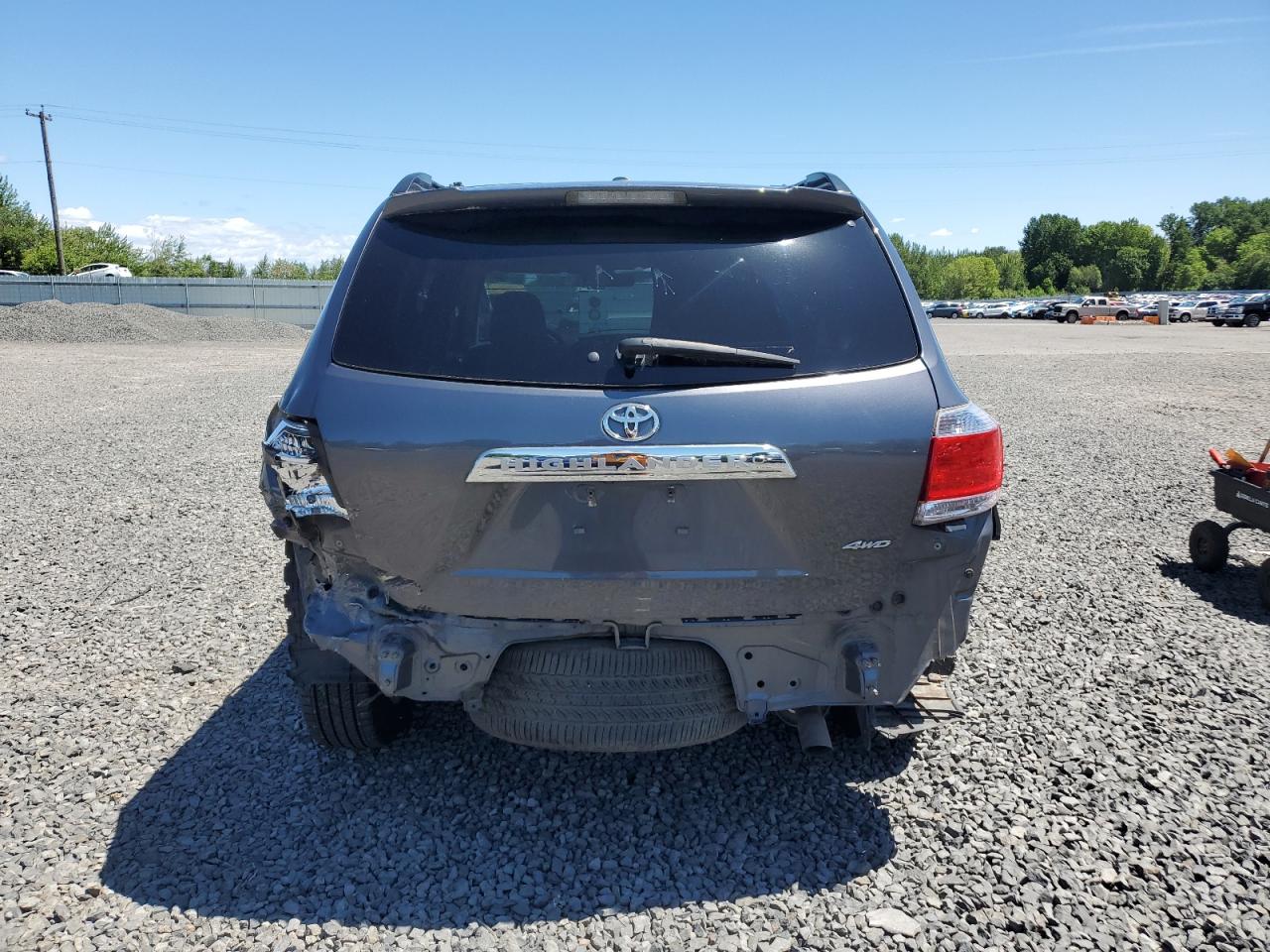 5TDBK3EH9BS086041 2011 Toyota Highlander Base