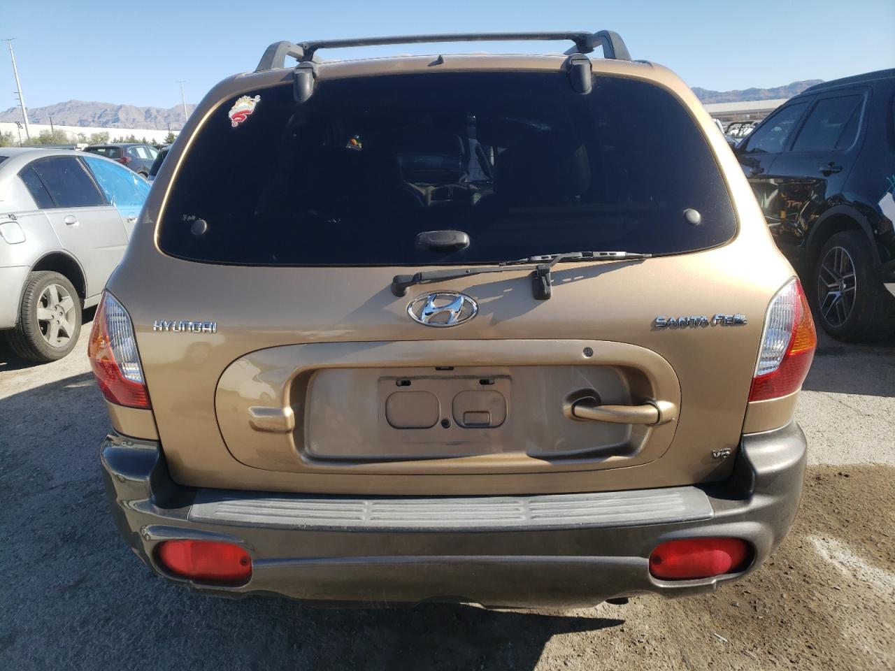 KM8SC83D71U081260 2001 Hyundai Santa Fe Gls