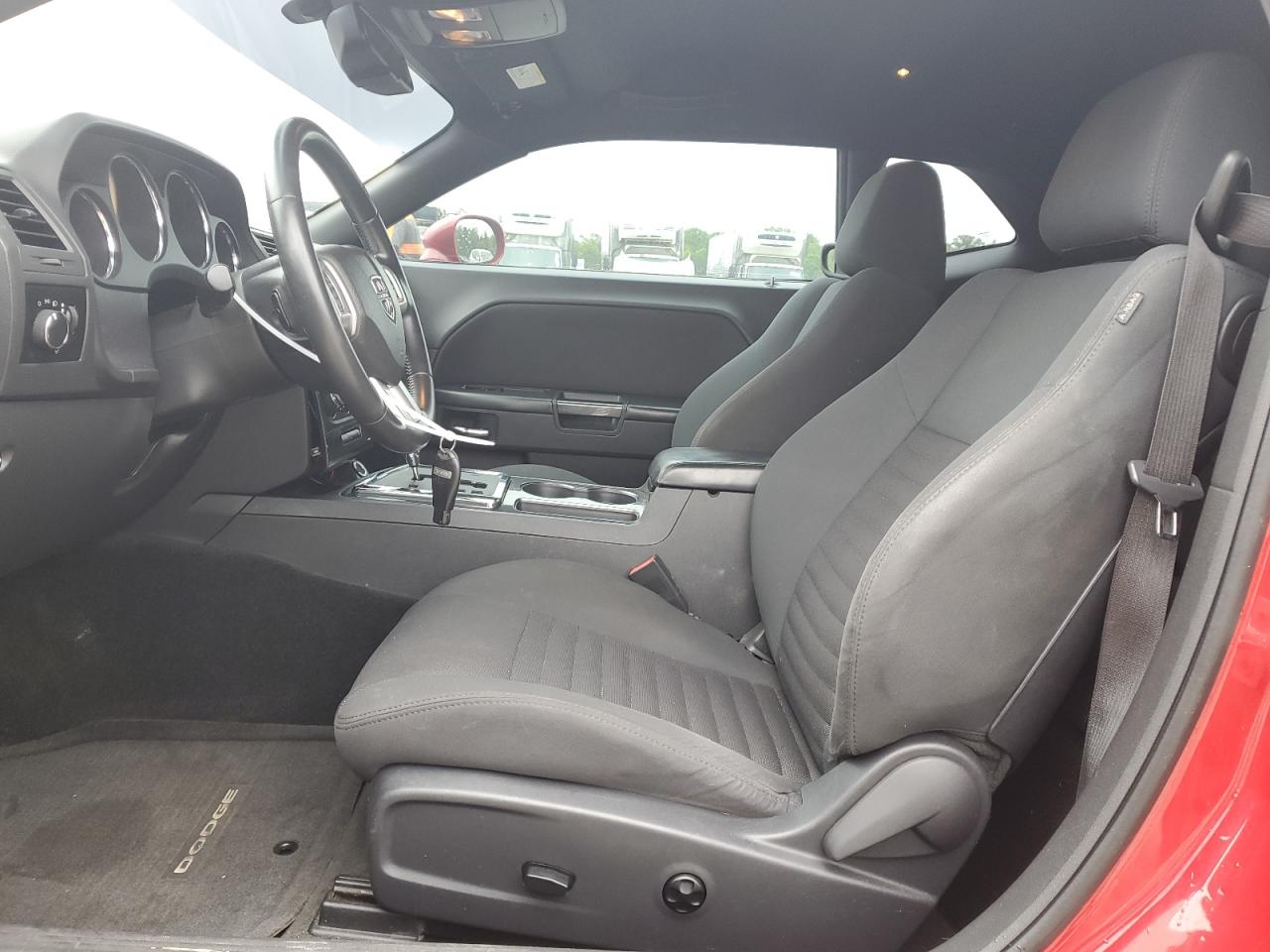 2C3CDYAG9CH180384 2012 Dodge Challenger Sxt