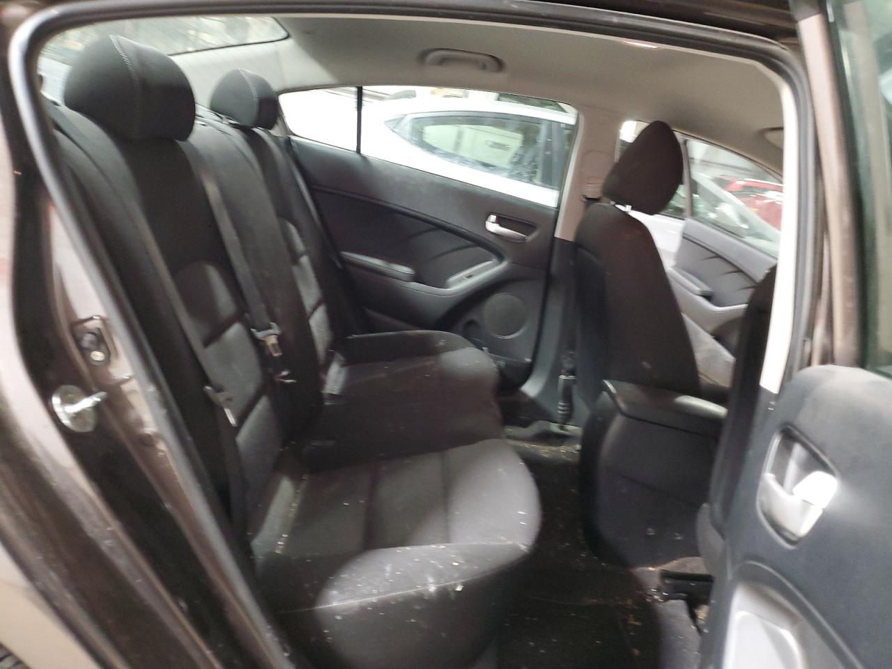 3KPFK4A78HE138136 2017 Kia Forte Lx