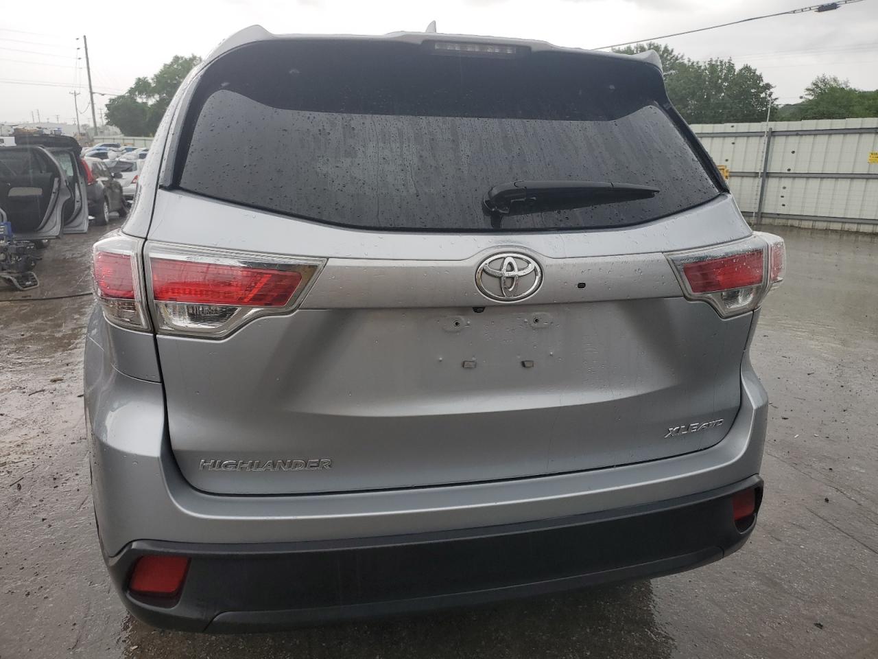 5TDJKRFH7ES059633 2014 Toyota Highlander Xle