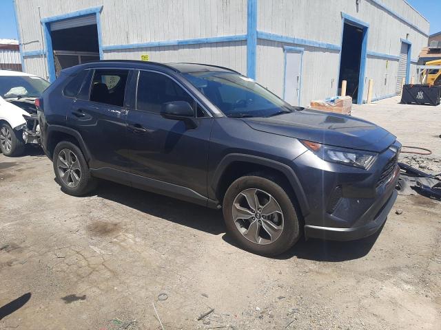 VIN 2T3H1RFV6LC046733 2020 Toyota RAV4, LE no.4