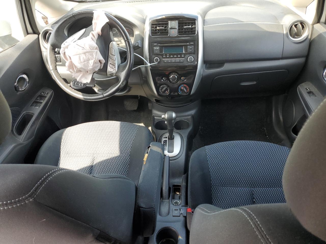 3N1CE2CP5FL437574 2015 Nissan Versa Note S