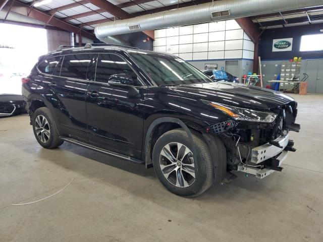 VIN 5TDHZRBH8MS082188 2021 Toyota Highlander, Xle no.4