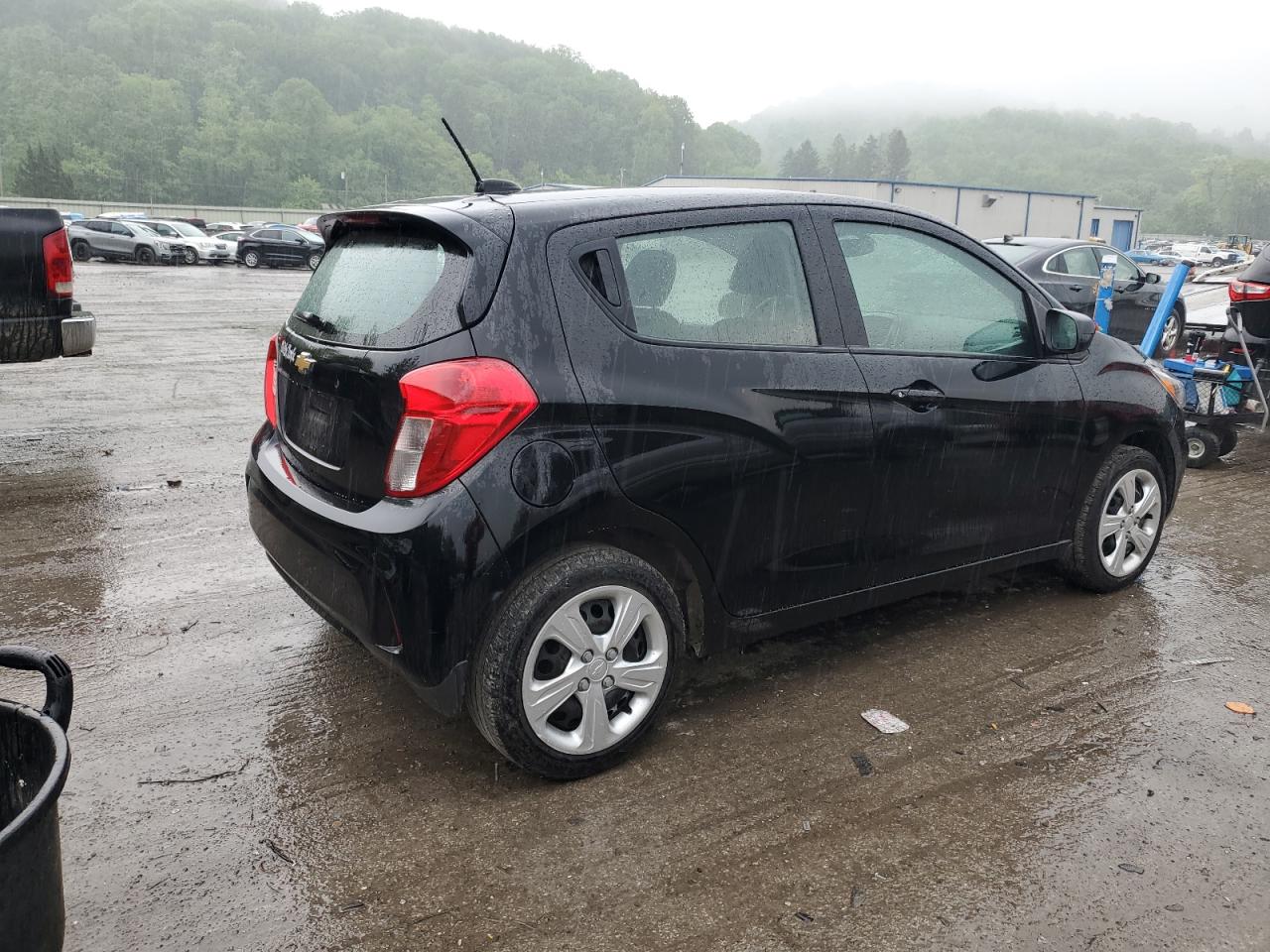 KL8CA6SA3MC729013 2021 Chevrolet Spark Ls