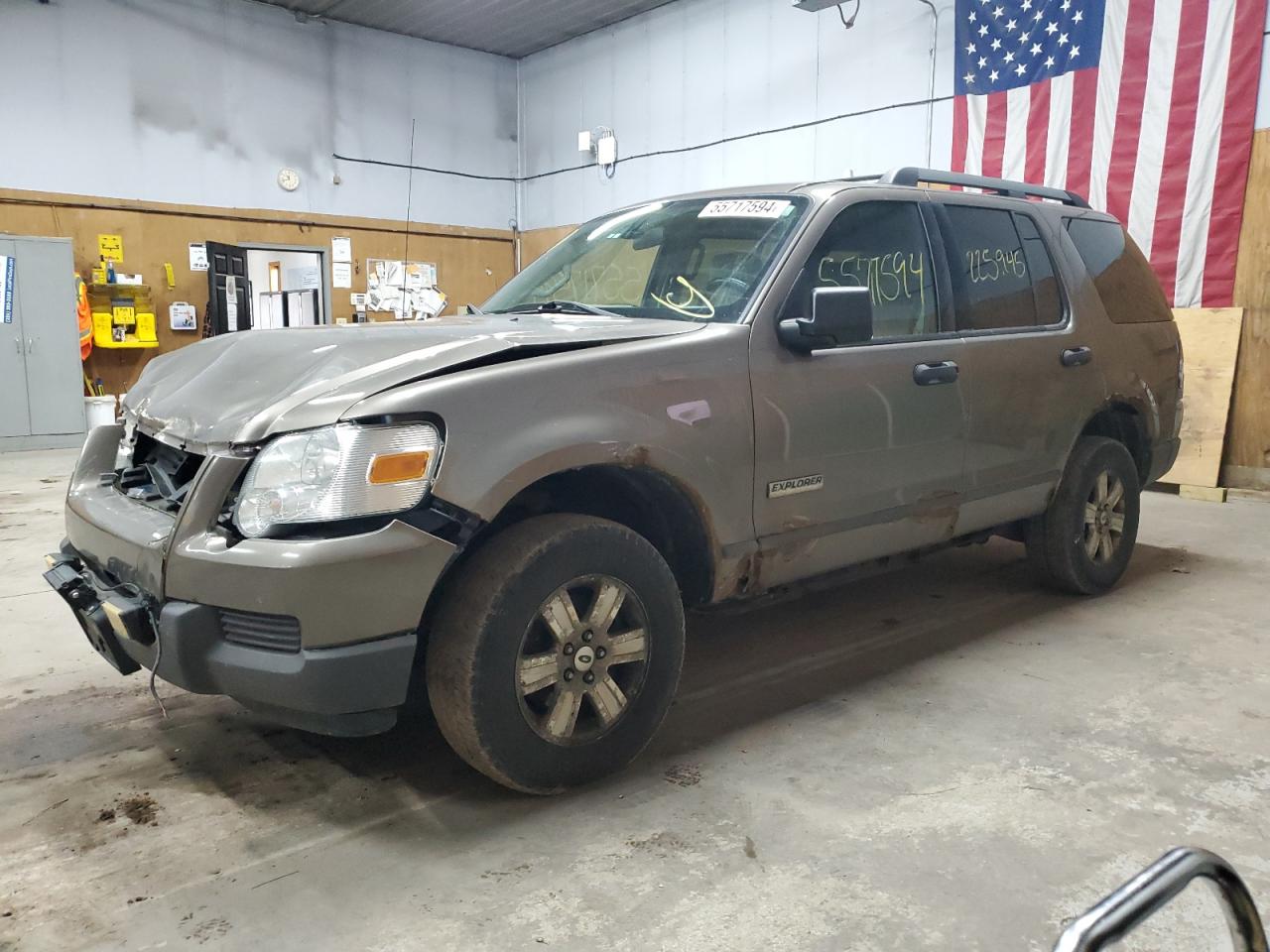 1FMEU72EX6UA31300 2006 Ford Explorer Xls