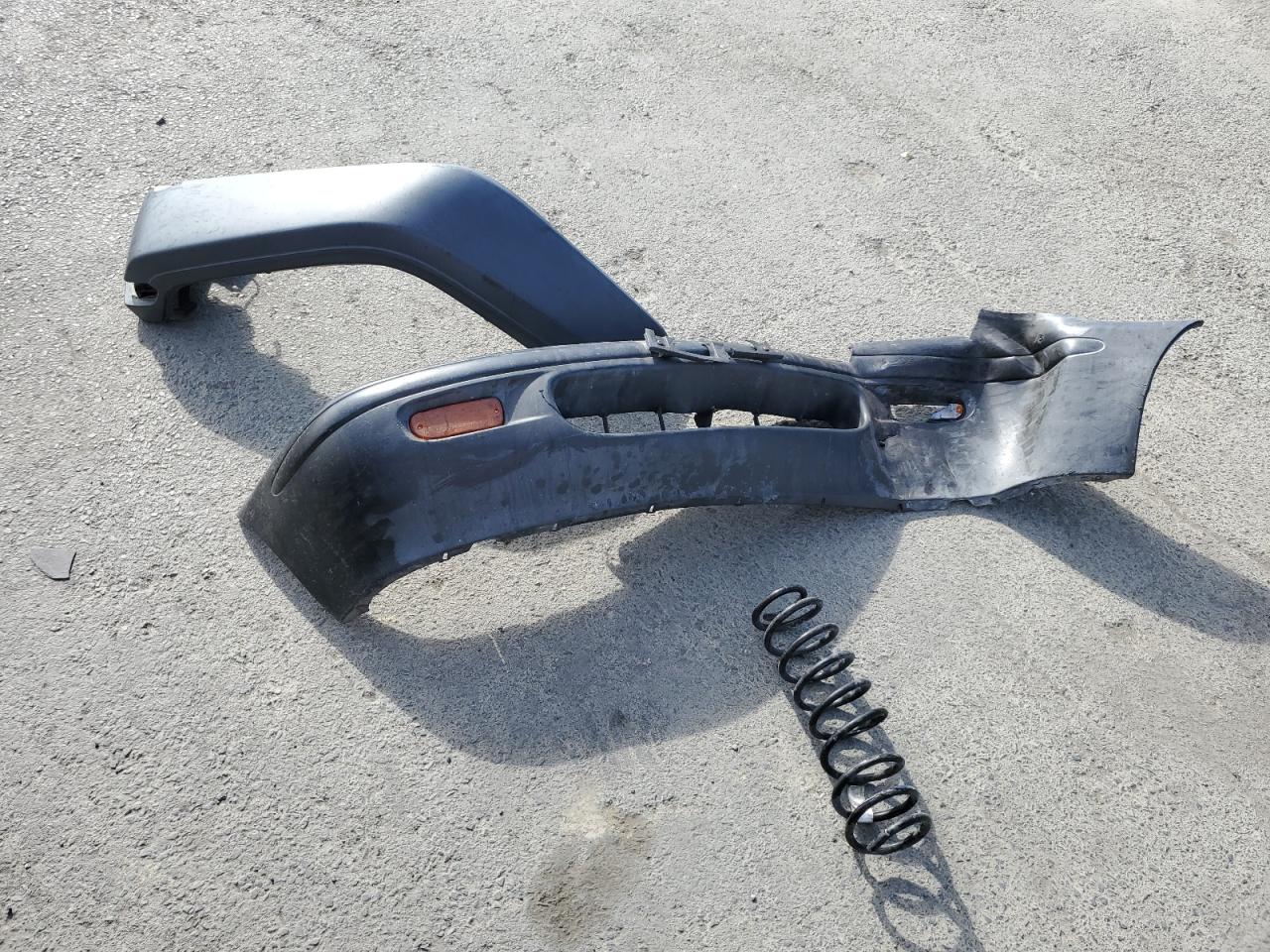 1C4HJXDG8JW126640 2018 Jeep Wrangler Unlimited Sport