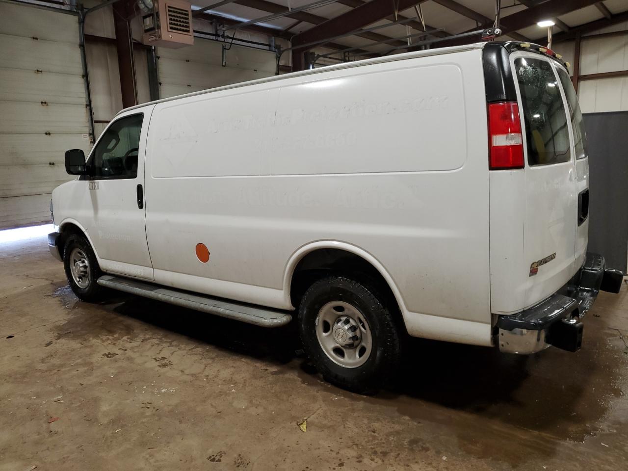 1GCWGAFG2J1904654 2018 Chevrolet Express G2500