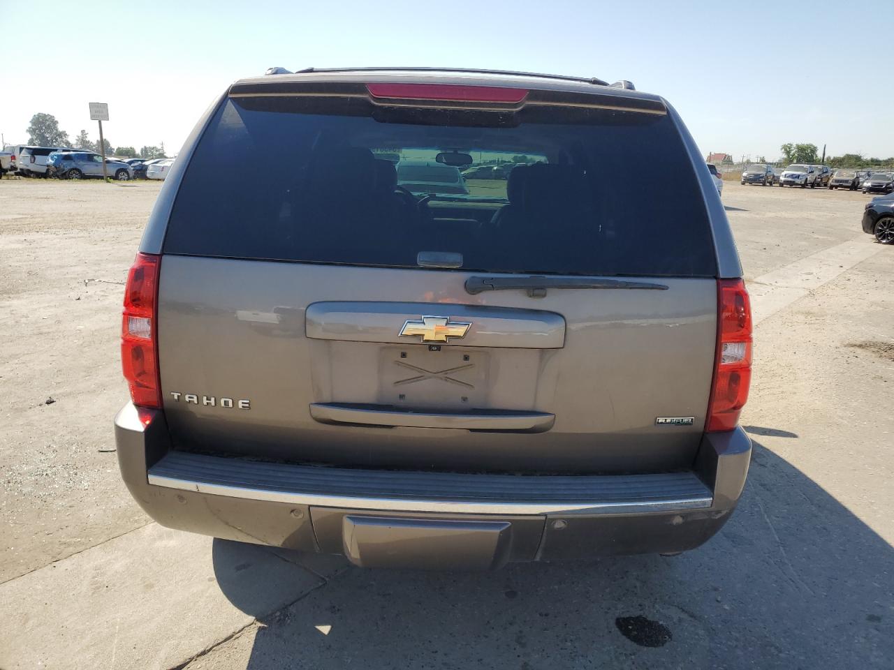 1GNSKCE09BR230154 2011 Chevrolet Tahoe K1500 Ltz